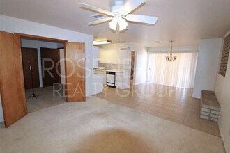 1014 N Pueblo Dr in Casa Grande, AZ - Foto de edificio - Building Photo