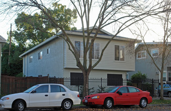 1521 25th St in Sacramento, CA - Building Photo - Building Photo