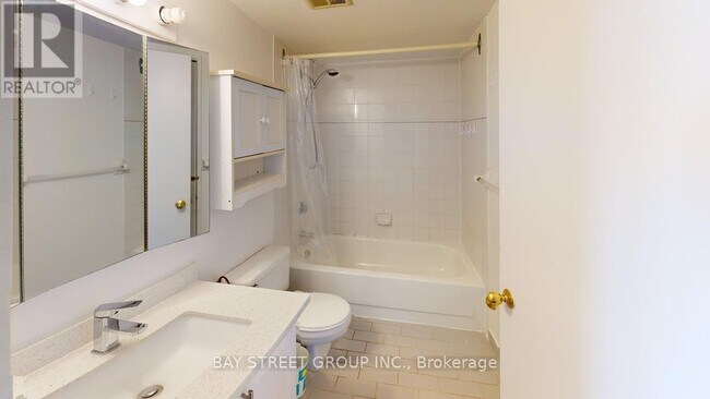 1417-3050-3050 Ellesmere Rd in Toronto, ON - Building Photo - Building Photo
