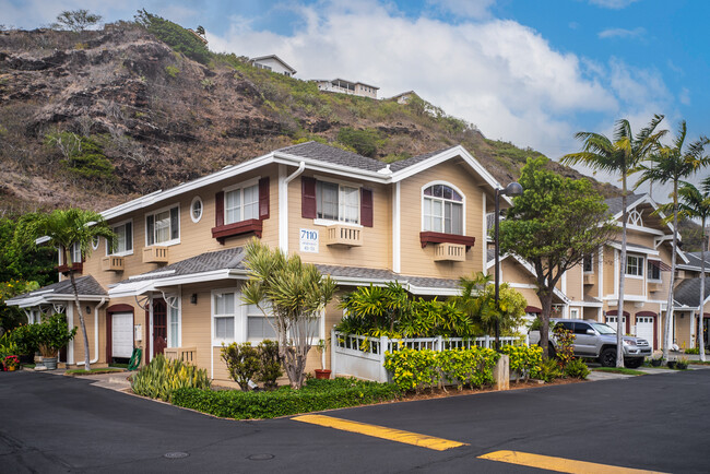 Lalea at Hawaii Kai in Honolulu, HI - Foto de edificio - Primary Photo