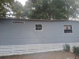 5110 SE 112th Street Rd in Belleview, FL - Building Photo