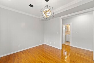 498 Ocean Ave in Jersey City, NJ - Foto de edificio - Building Photo