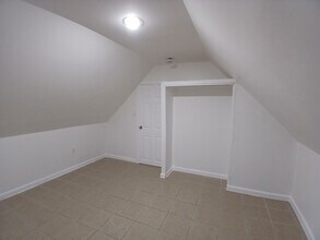 66 Linden Ave in Jersey City, NJ - Building Photo - Building Photo