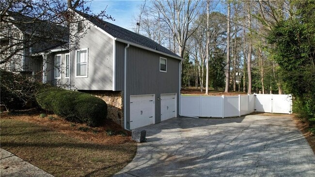 516 Faith St in Marietta, GA - Building Photo - Building Photo