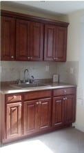 6215 Jackson St, Unit Apt 3 in West New York, NJ - Building Photo - Building Photo