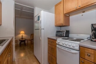 108 Linden St in Exeter, NH - Building Photo - Building Photo
