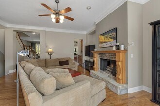 1283 Creekside Pl SE in Smyrna, GA - Building Photo - Building Photo