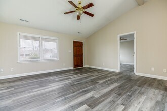 220 Saddle Rock Ct in Harvest, AL - Building Photo - Building Photo