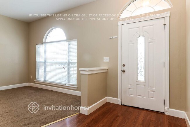 11926 Lark Song Loop in Riverview, FL - Building Photo - Building Photo
