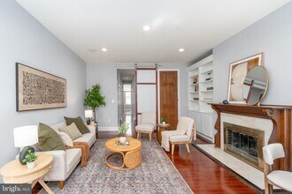 15 W Biddle St in Baltimore, MD - Building Photo - Building Photo