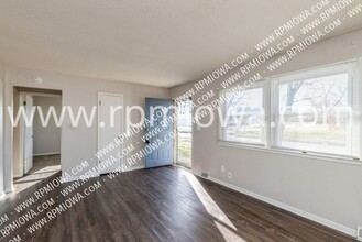 213 NW Arlan Dr in Ankeny, IA - Building Photo - Building Photo