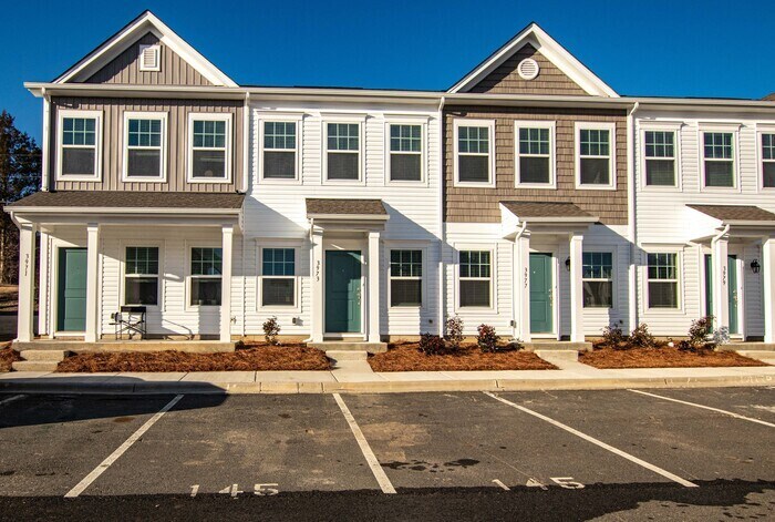 3939 Wagon Wy in Midland, NC - Building Photo