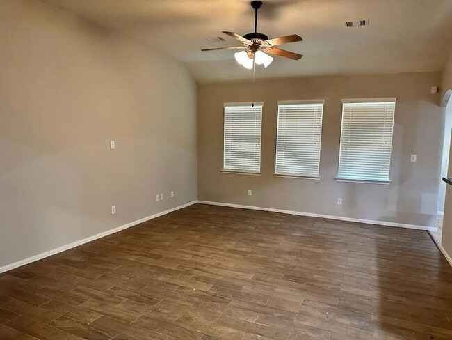 5402 Ringneck Glen Dr in Spring, TX - Foto de edificio - Building Photo