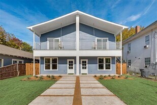 623 Melba St in Dallas, TX - Building Photo