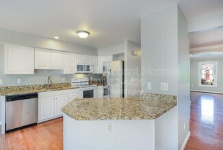 20964 Promontory Square in Sterling, VA - Building Photo - Building Photo