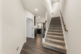 2220 Weatherbee Ln in Naperville, IL - Building Photo - Building Photo