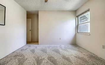 3150 Iris Ave in Boulder, CO - Building Photo - Building Photo