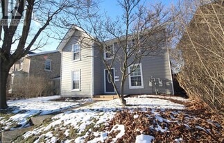 32 Green St in Guelph, ON - Building Photo