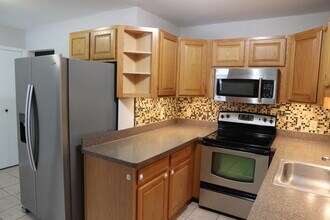 4259 Packard St in Ann Arbor, MI - Foto de edificio - Building Photo