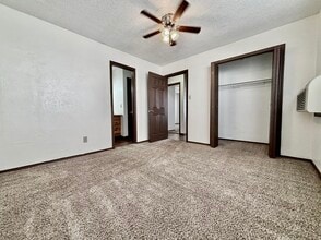 Avendale Pointe Apartments in Lawton, OK - Building Photo - Building Photo