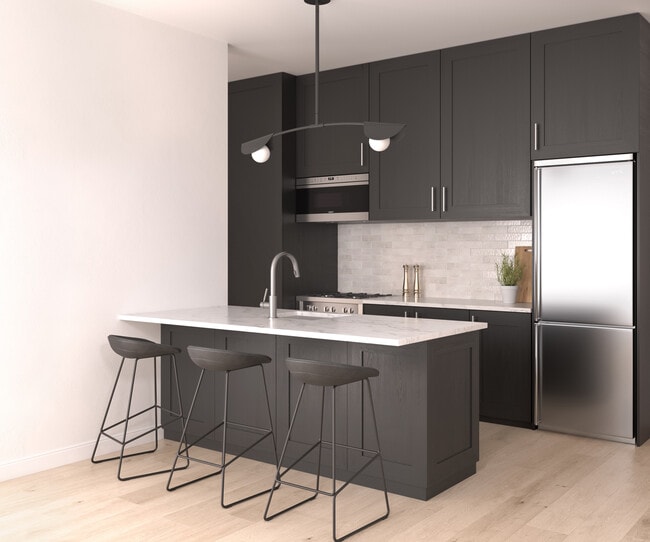 property at 658 Somerset St W