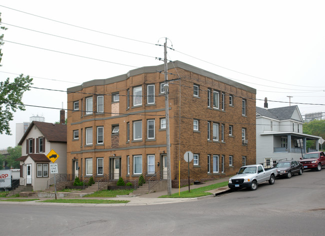 1901 W 1st St in Duluth, MN - Building Photo - Building Photo