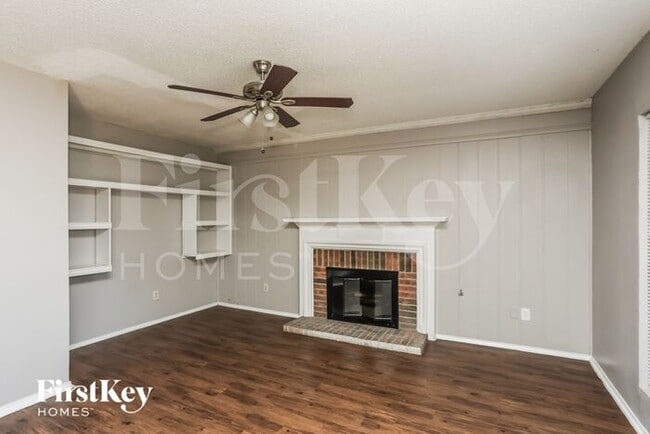 4448 Newport St in Grand Prairie, TX - Building Photo - Building Photo