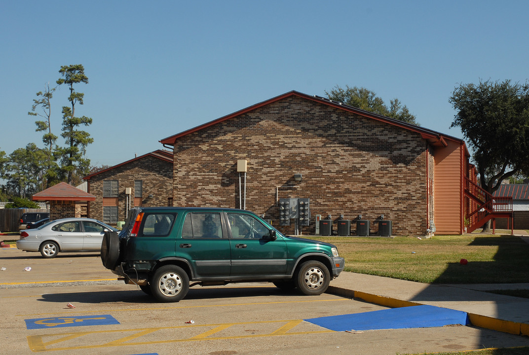 Tracewood II in Beaumont, TX - Foto de edificio