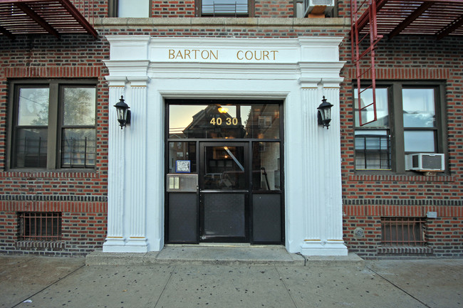 Barton Court in Flushing, NY - Building Photo - Building Photo