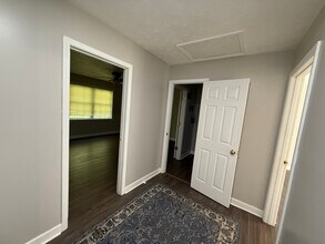 4 Wood Lane in Huntington, WV - Building Photo - Building Photo