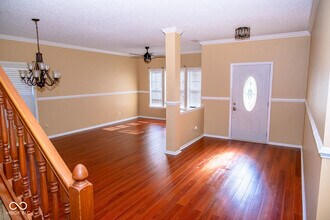 10634 Cyrus Dr in Indianapolis, IN - Building Photo - Building Photo