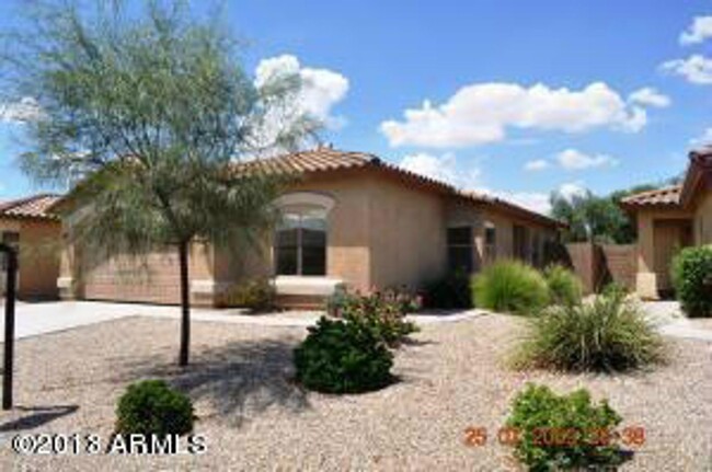 43826 Rio Grande Dr in Maricopa, AZ - Building Photo - Building Photo