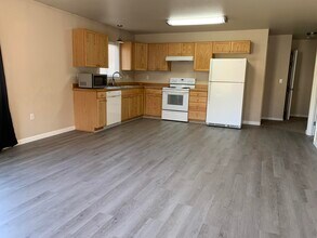 2269 W Eagles Nest Cir in Wasilla, AK - Building Photo - Building Photo