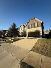 2517 Valley Glen Dr in Little Elm, TX - Building Photo - Building Photo