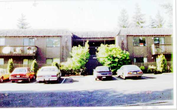 Firetree Estates in Federal Way, WA - Building Photo - Building Photo