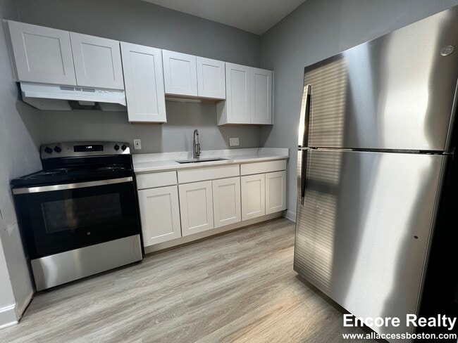 property at 130 Warren St