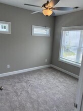 1747 Stone Hedge Dr NW, Unit Apt B in Atlanta, GA - Foto de edificio - Building Photo