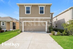 16133 Tuscany Hillside Rd in Odessa, FL - Building Photo