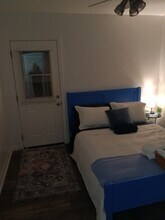 7248 Shoshone Ave in Van Nuys, CA - Building Photo - Building Photo