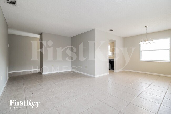 2714 Myakka Dr in Orlando, FL - Foto de edificio - Building Photo