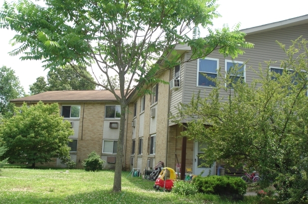 11 Bennett Way in Winslow, NJ - Foto de edificio - Building Photo