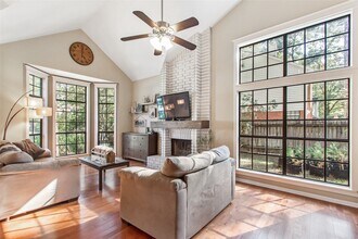 19 Elk Crossing Dr in Spring, TX - Building Photo - Building Photo