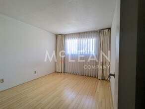 2825 N Los Felices Rd in Palm Springs, CA - Building Photo - Building Photo