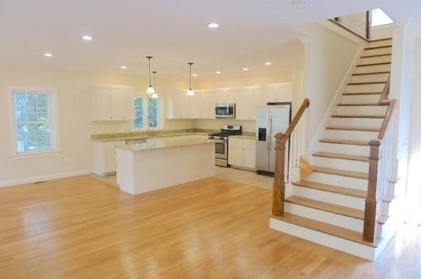 299 Cabot St in Newton, MA - Building Photo - Building Photo