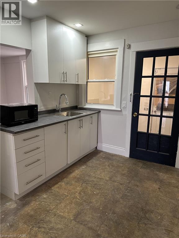 property at 31 McKinstry St