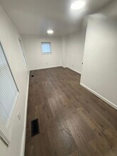 507 1/2 Park Ave in Charleston, WV - Building Photo - Building Photo