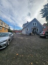 322 Blake St in New Haven, CT - Building Photo - Building Photo