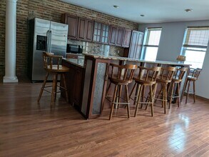 409 S Spring St, Unit #3 in Baltimore, MD - Building Photo - Building Photo