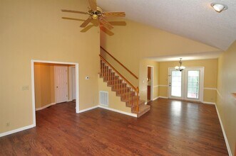484 Bamburg Dr in Clarksville, TN - Building Photo - Building Photo