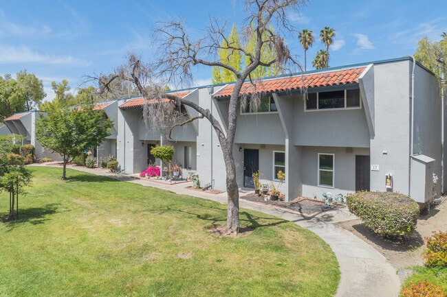 1001 Murrieta Blvd in Livermore, CA - Building Photo - Building Photo